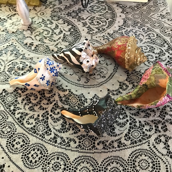 Decorative Handcrafted Shells - Picture 4 of 5