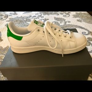 Ladies Size 6.5 Adidas Stan Smith