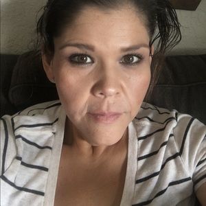 Meet your Posher, Marisa