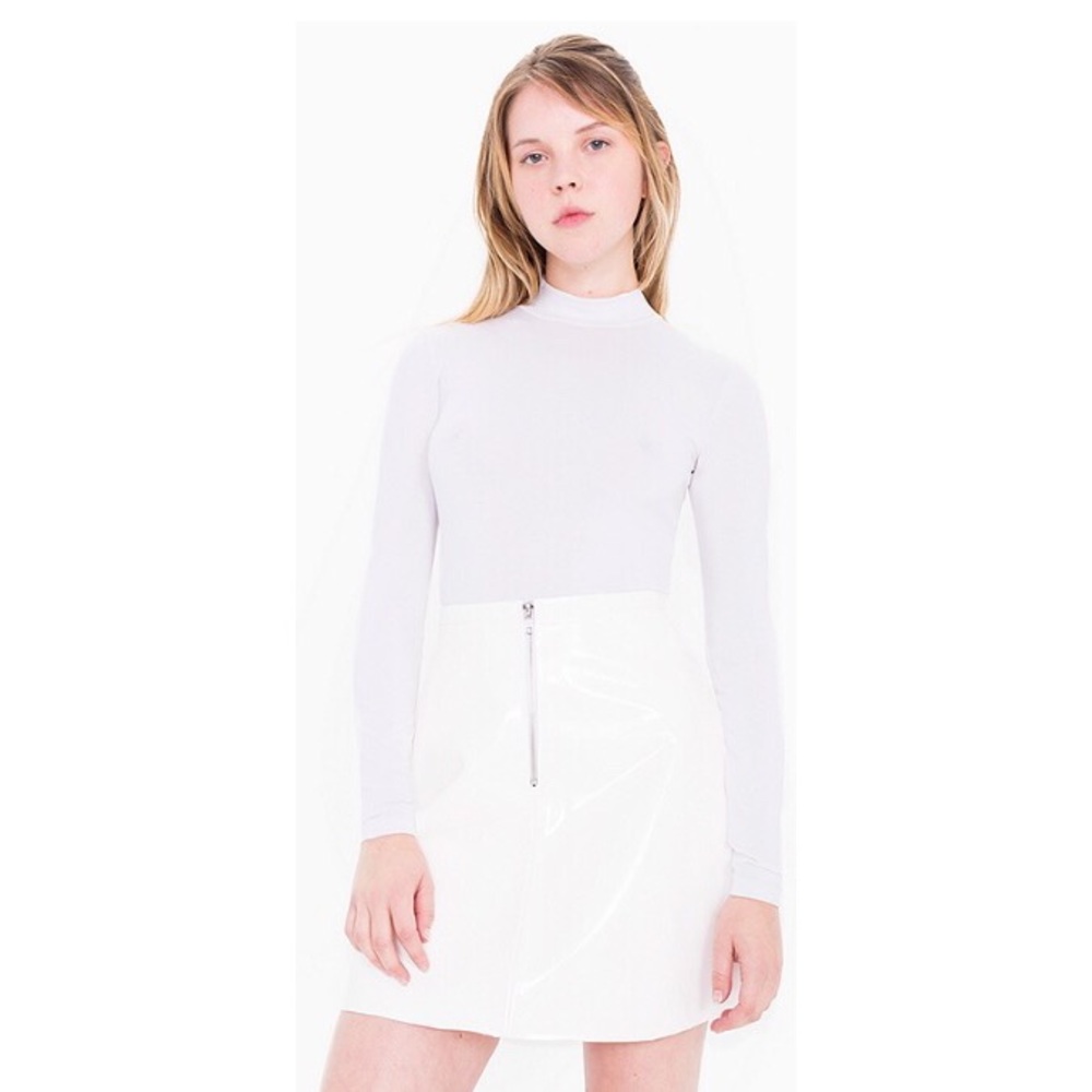 NEW American Apparel Zip front white vinyl skirt m - Picture 1 of 5