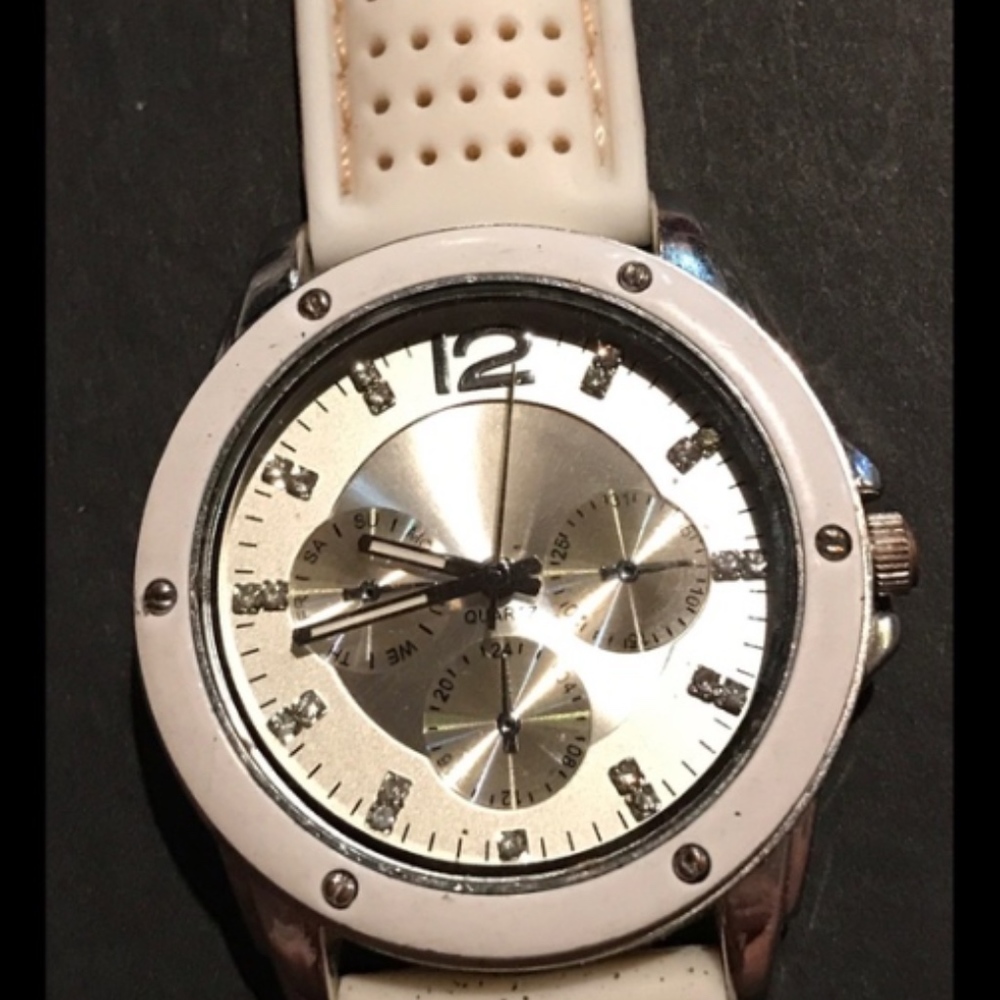 white watch with plastic band