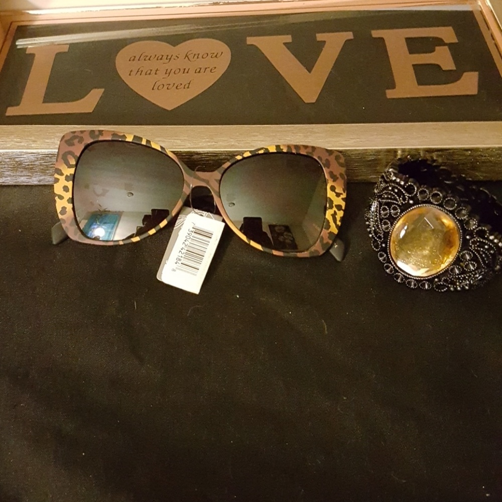 Added to other accessories ☄