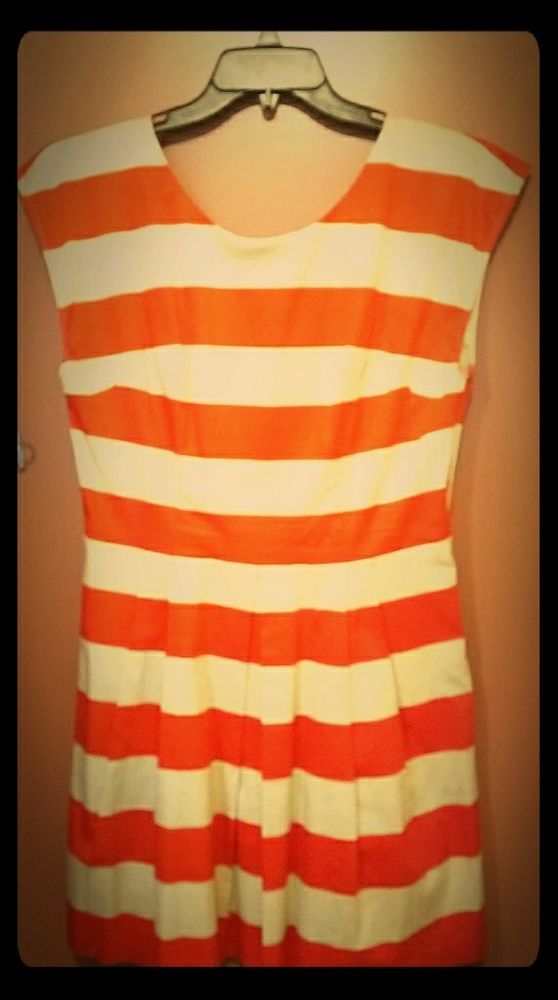 V Kneck Dress