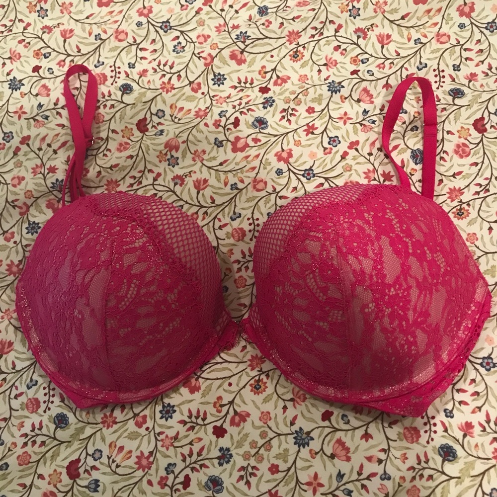Victoria's Secret Very Sexy Push Up