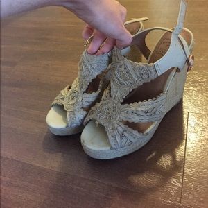 Lucky brand wedges