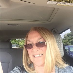 Meet your Posher, Roylene