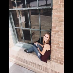 Meet your Posher, Megan