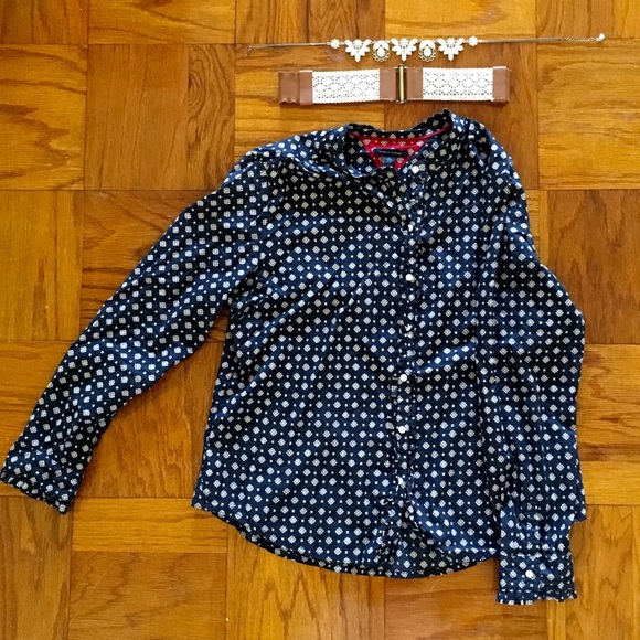 Tommy Hilfiger blouse with ruffle details - Picture 1 of 2