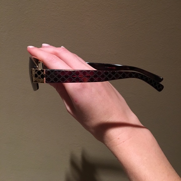 Gucci sunglasses - Picture 2 of 4