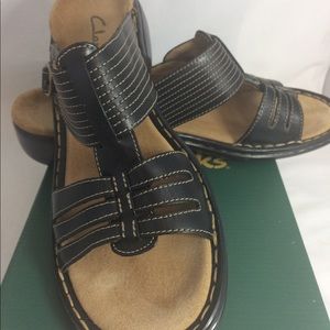 Clarks women sandals size 9