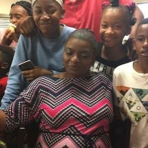 Meet your Posher, Candi