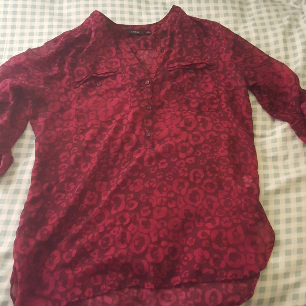 Printed maroon dress shirt
