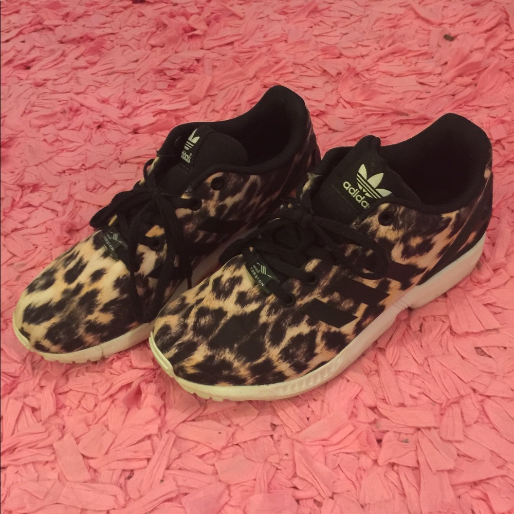 Adidas Cheetah/Leopard Print Torsion Athletic Shoe