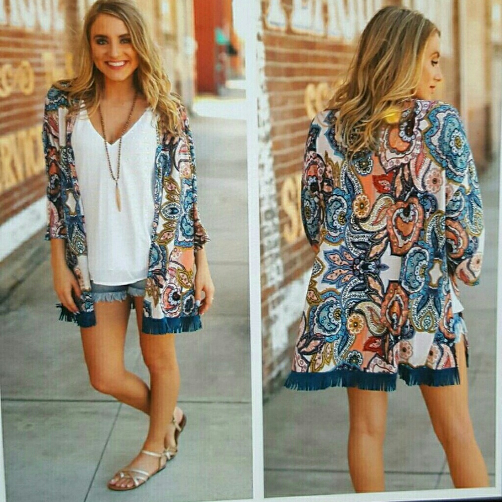 Moroccan Chic Fringed Kimono!!