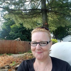 Meet your Posher, Denise