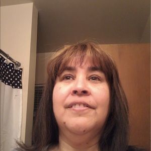 Meet your Posher, Gloria