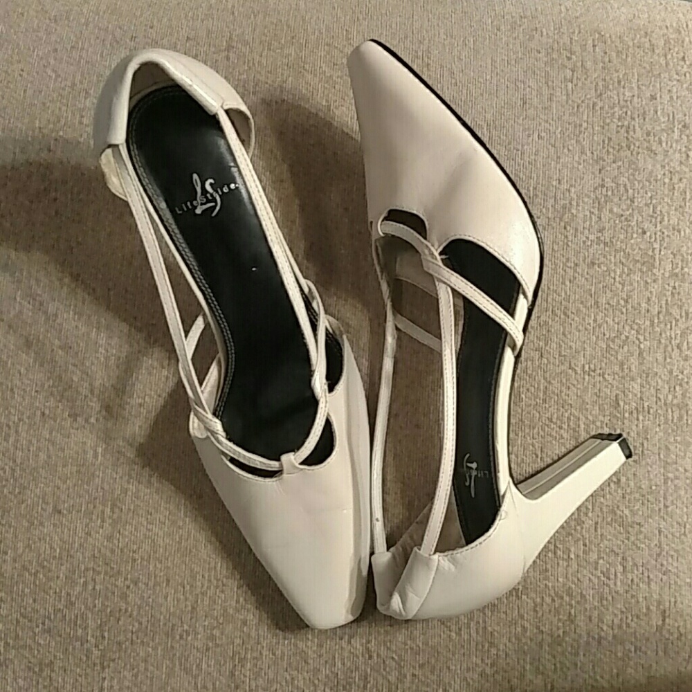 Life Stride Pumps