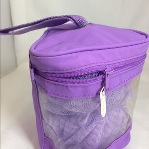 Mary Kay Netted Sponge in case.