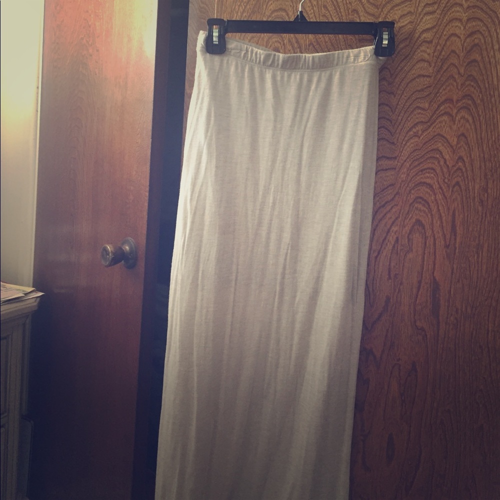 Brandy Melville light grey maxi skirt
