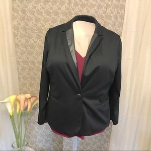 🌺HP🌺 Faux Leather Trim Stretch Tailored Blazer
