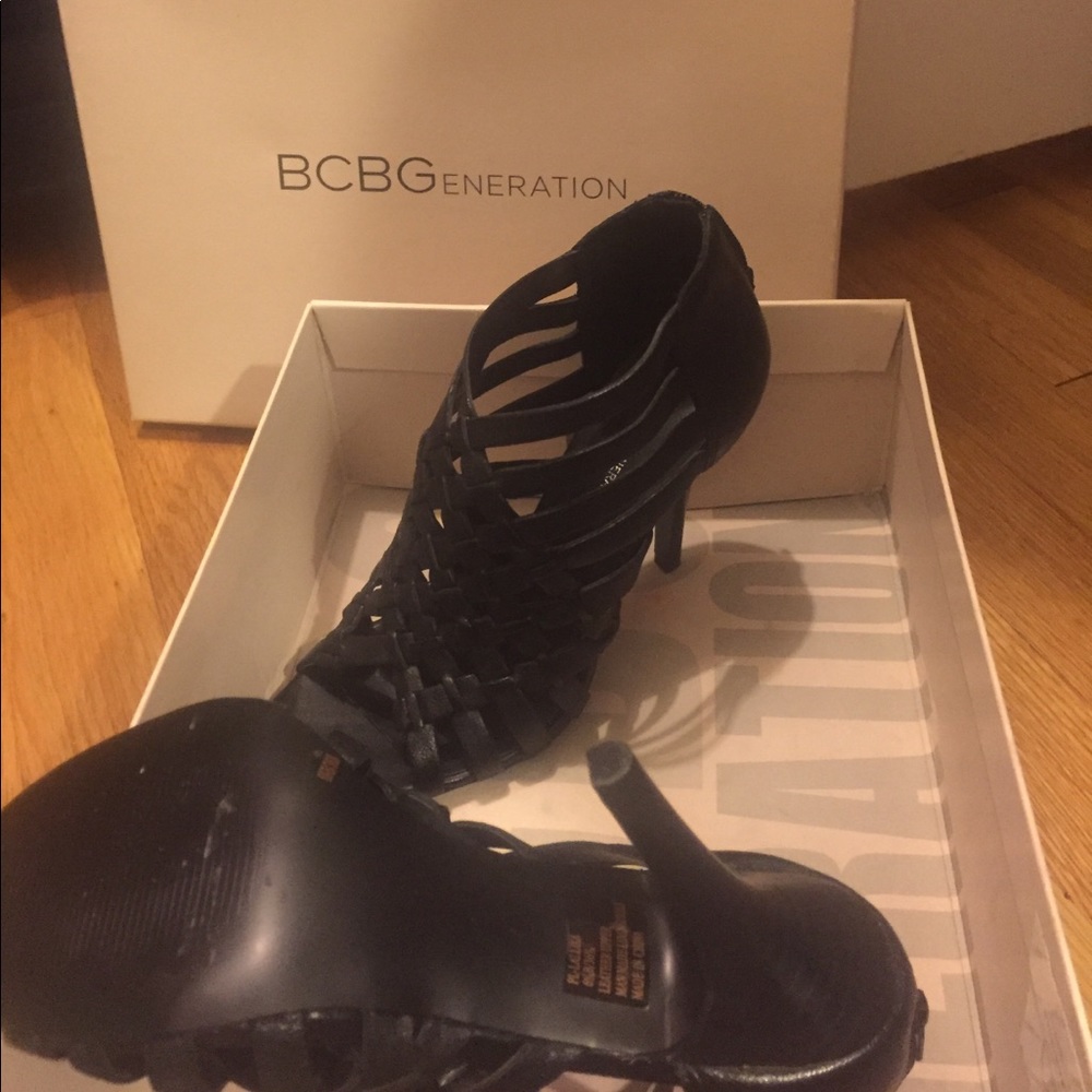 BCBG shoes