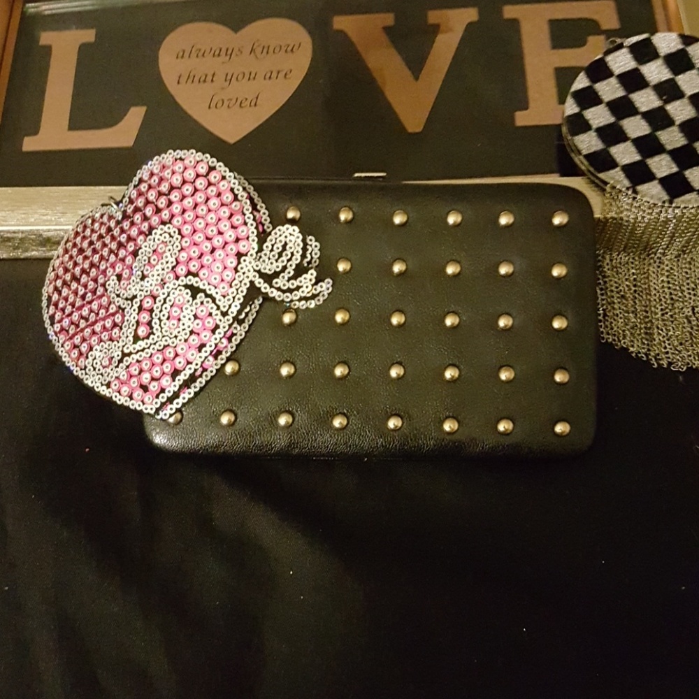 Phone case & Earrings ~All included ~