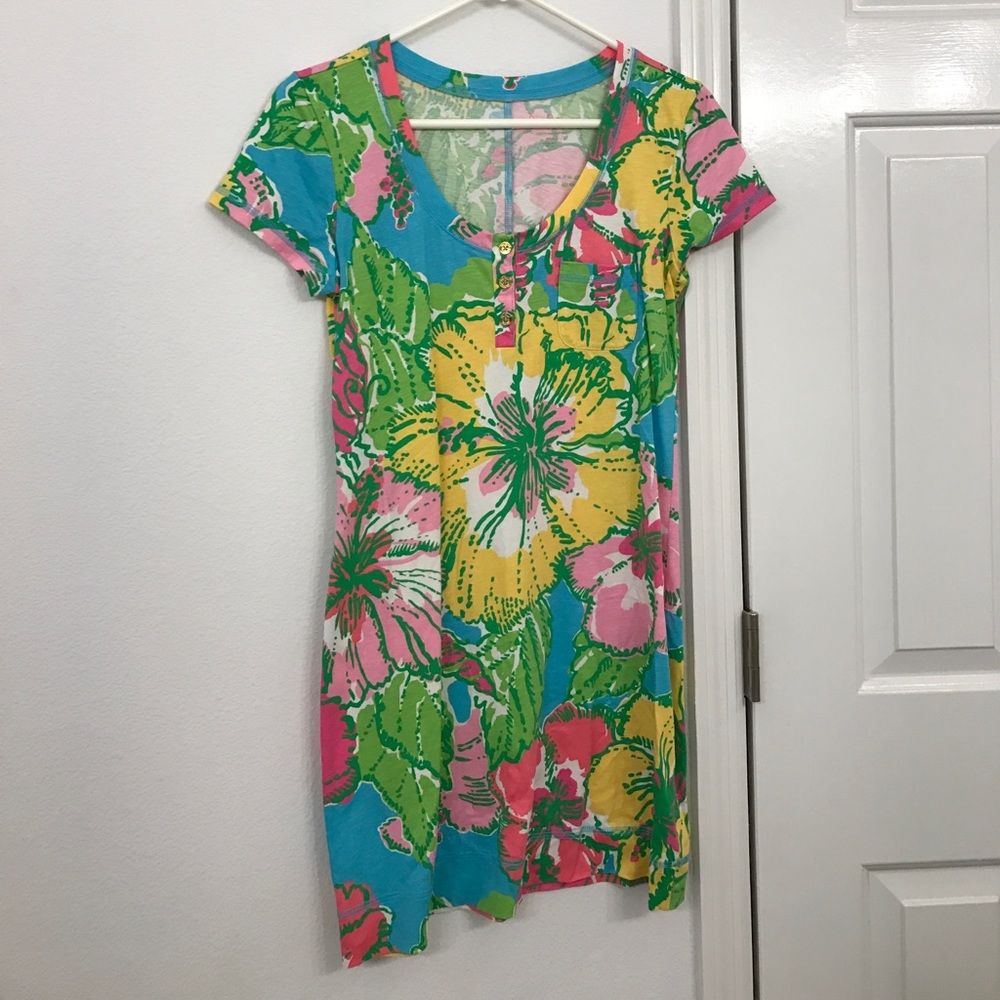 Lilly Pulitzer t-shirt dress