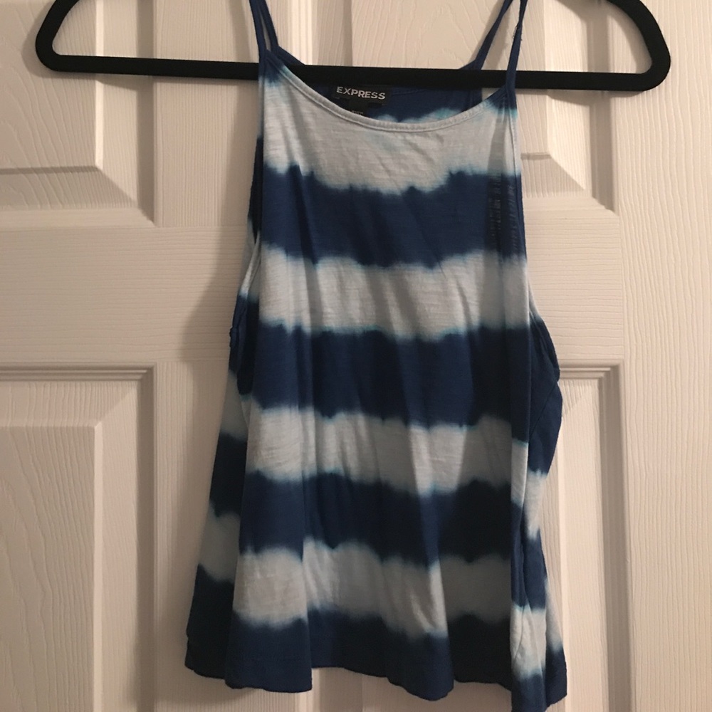 Cute blue top