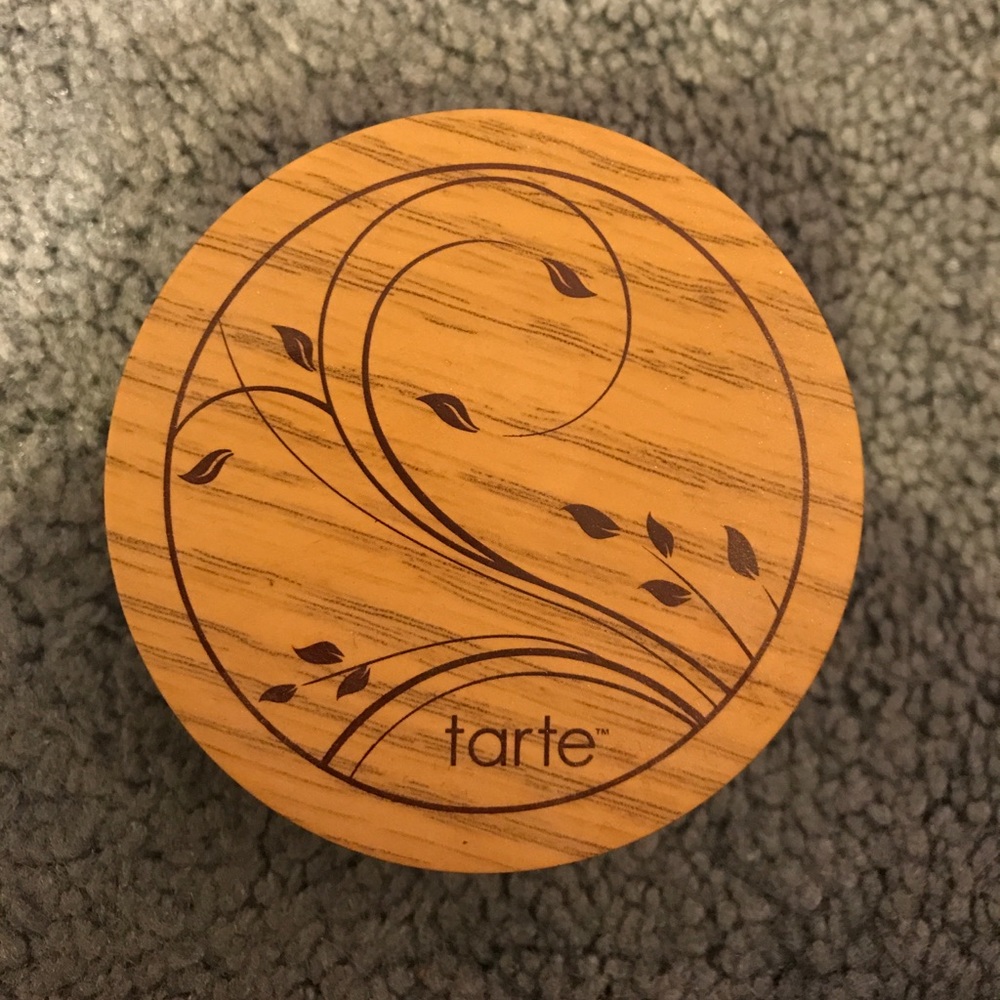 Tarte Amazonian clay airbrush foundation