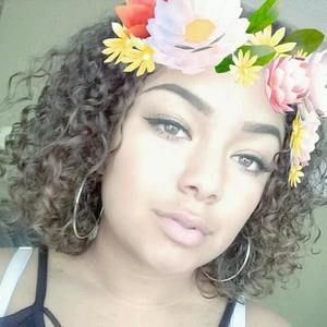 Meet your Posher, Joann