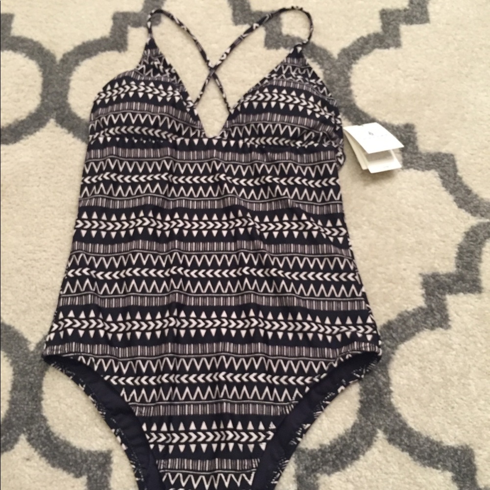 Volcom one piece swim suit. Brand new🎉🎉🎉