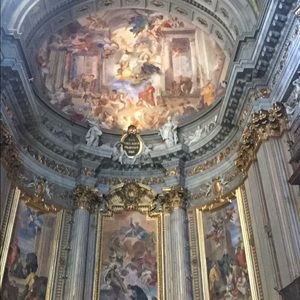 Meet your Posher, Aja