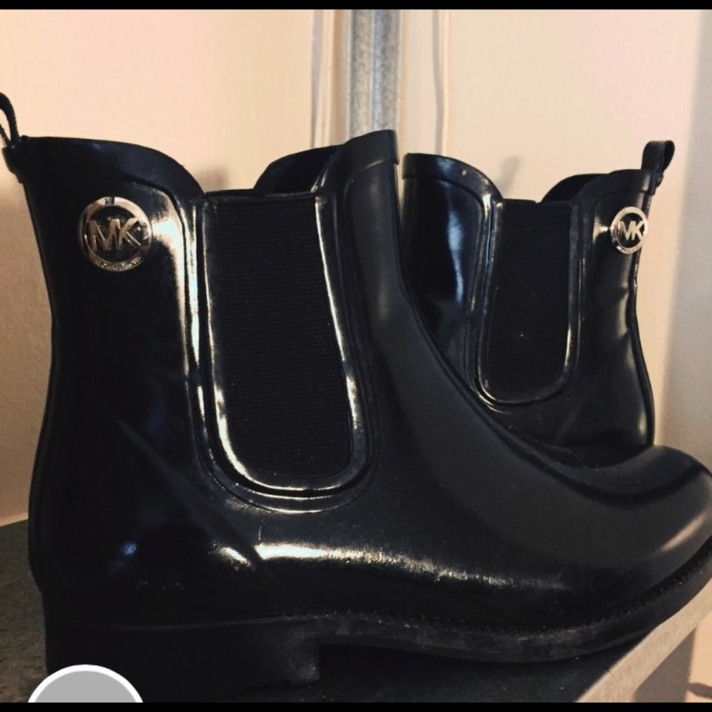 Michael Kors Chelsea rain boots