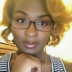 Meet your Posher, Quita