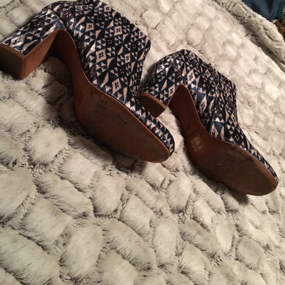 💧SOLD💧 Madewell Velvet Nealy Boots - Picture 7 of 8