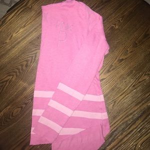 PINK lightweight pink pullover.