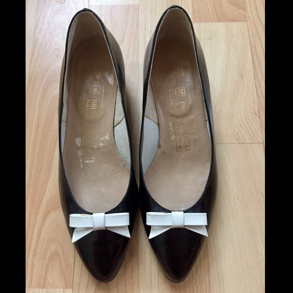 Vintage Bruno Magli patent leather heels