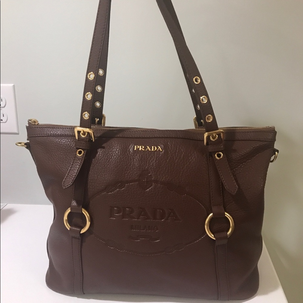 AUTHENTIC!!! Prada Vitello Daino Bruciato Bag