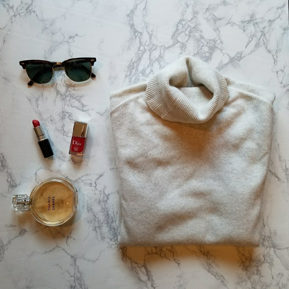 Lord & Taylor Cashmere Sweater