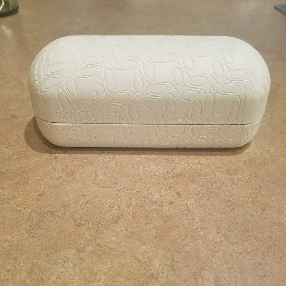 Oakley sunglass case
