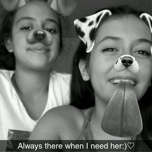 Meet your Posher, Crystal