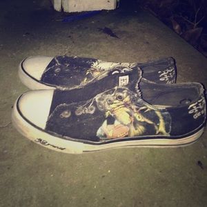 ED HARDY US SIZE 9 TIGER SNEAKERS