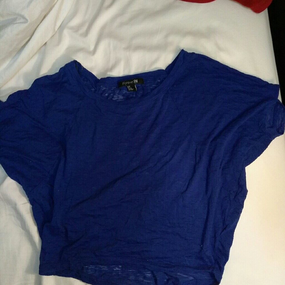 Forever 21 (F21) dark blue plain tee