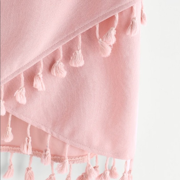 🎀Blush Pink Tassel Overlap Skirt - Picture 3 of 3