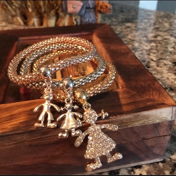 3 Pcs Bracelets set elegant design,very beautiful - Picture 7 of 8