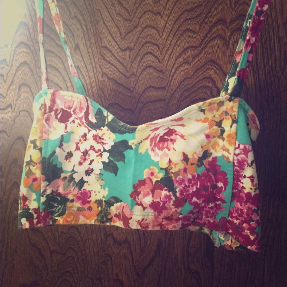 Brandy Melville floral bralette