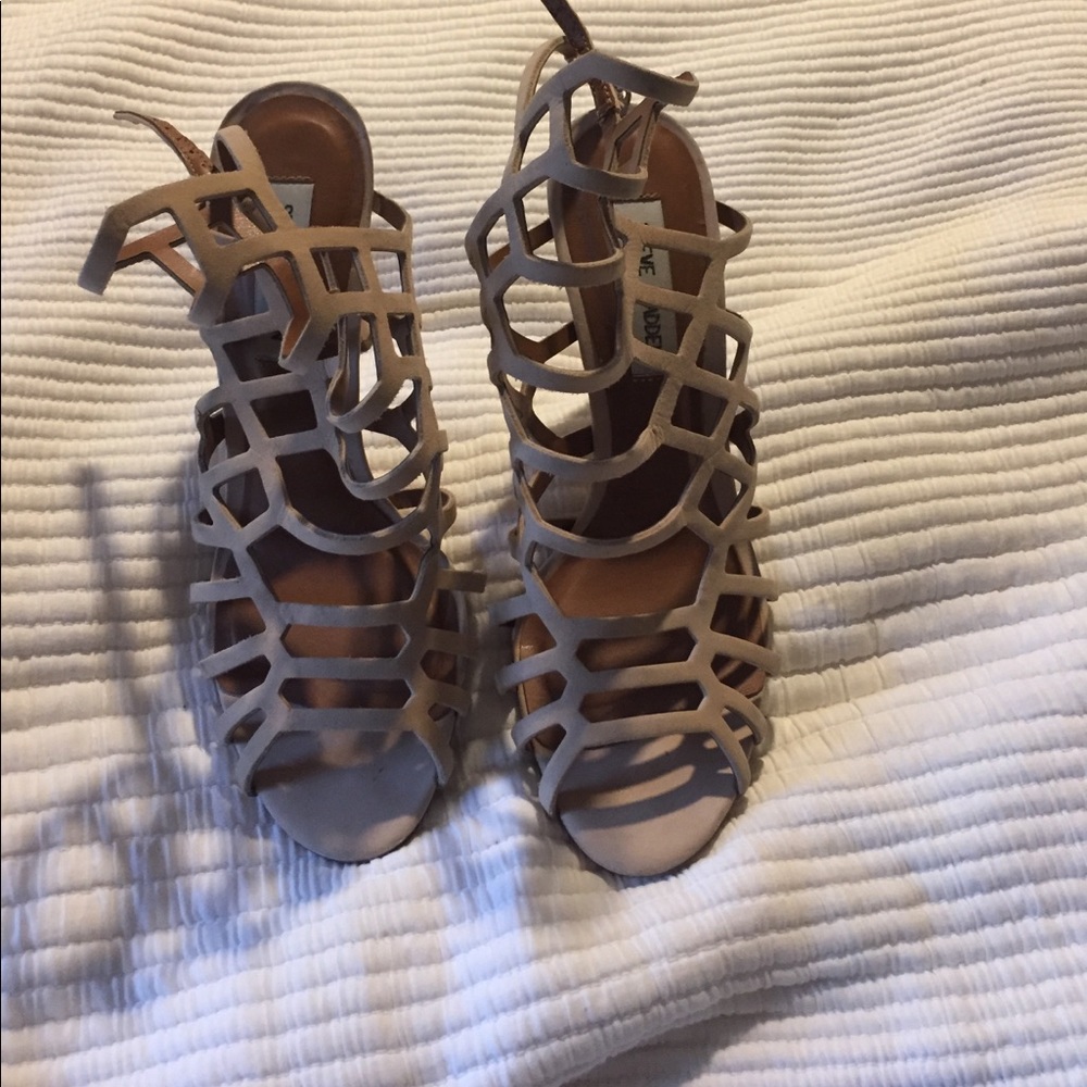 Steve Madden Flither Nubuck Sandal