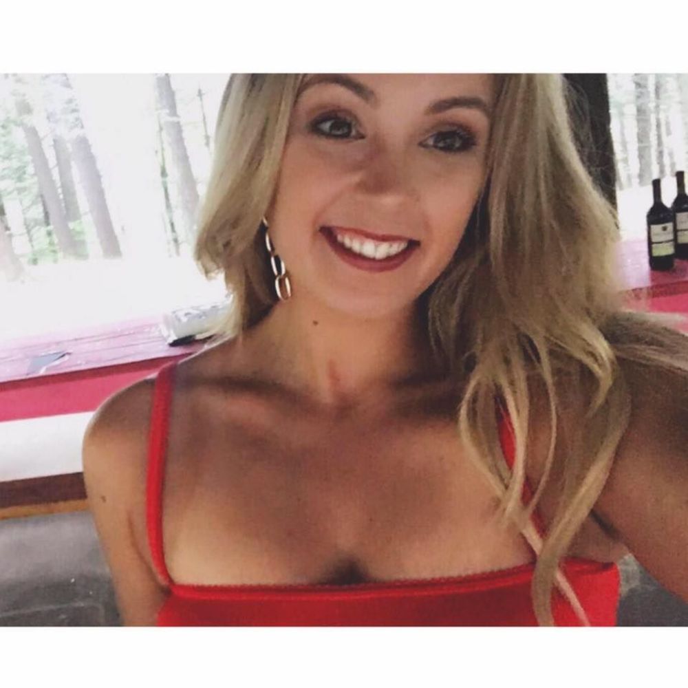 Meet your Posher, Kaila