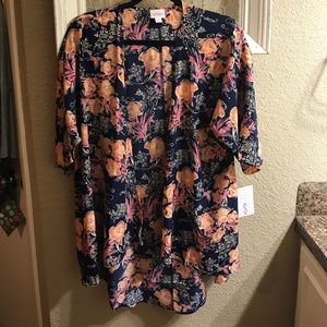 BRAND NEW WITH TAG!!! LuLaRoe Lindsey Kimono!