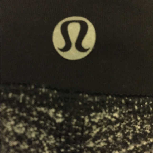SOLD Lululemon coco pique pants - Picture 4 of 5